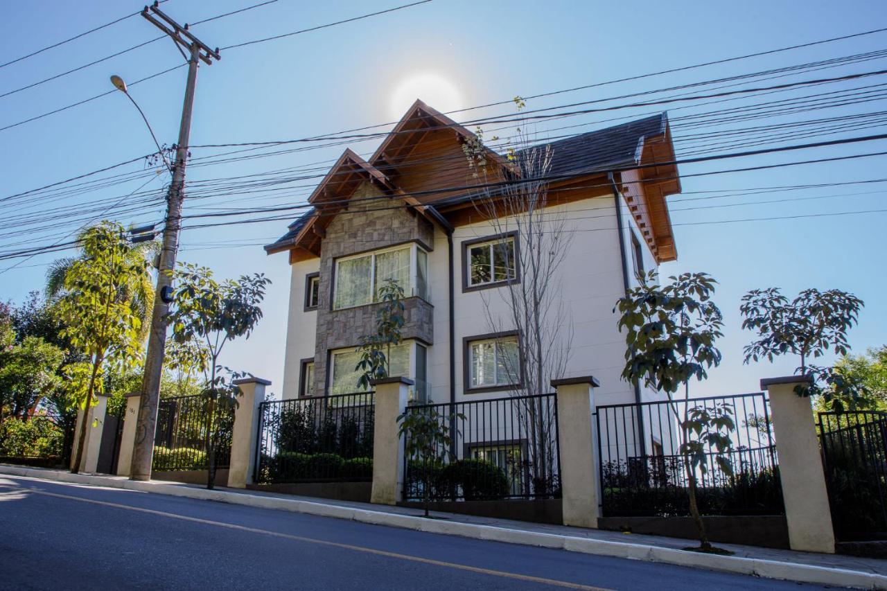 Apartamento Em Localizacao Privilegiada De Gramado